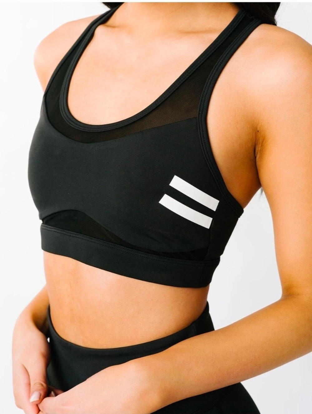 ZYIA Black Reflective Racerback Light N Tight Mesh Sports Bra Size M
